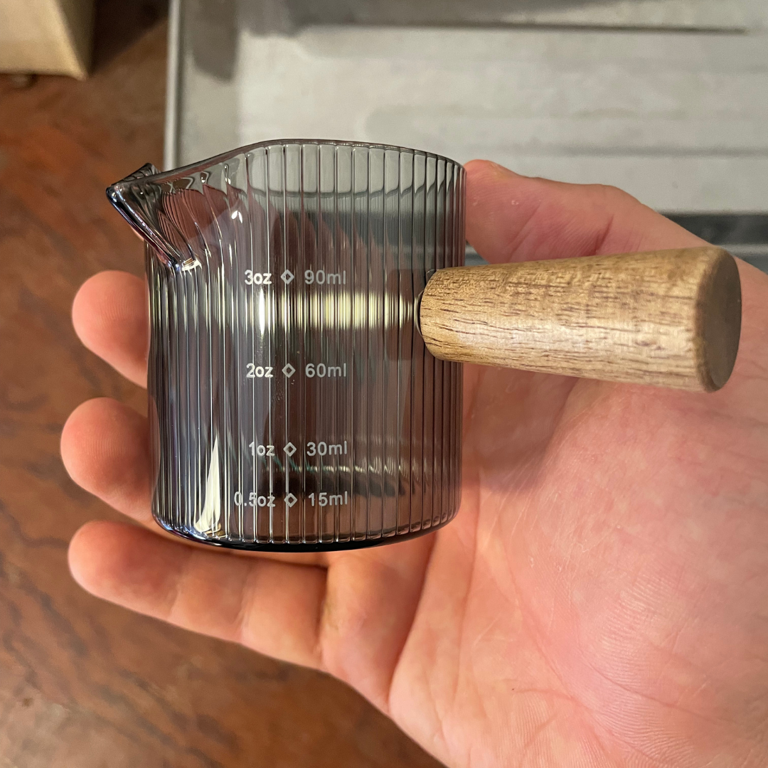 كوب زجاج قياس إسبريسو