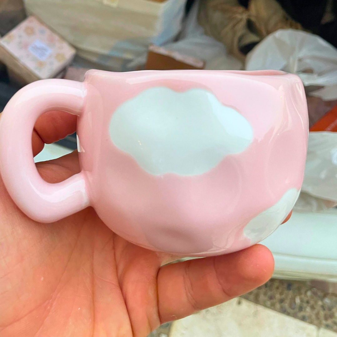 كوب وردي سماوي